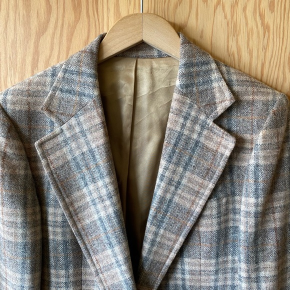 Vintage ‘70’s wool blazer - Picture 3 of 12